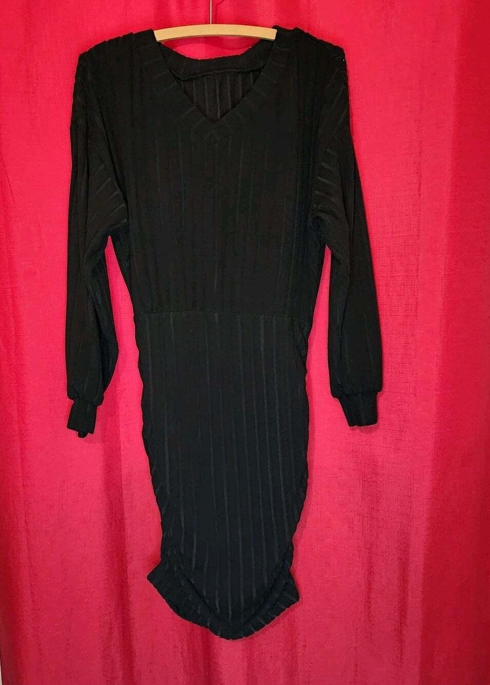 Women's Mini Dress Solid Color V-Neck Long Sleeve Ribbed Casual Black Size Med